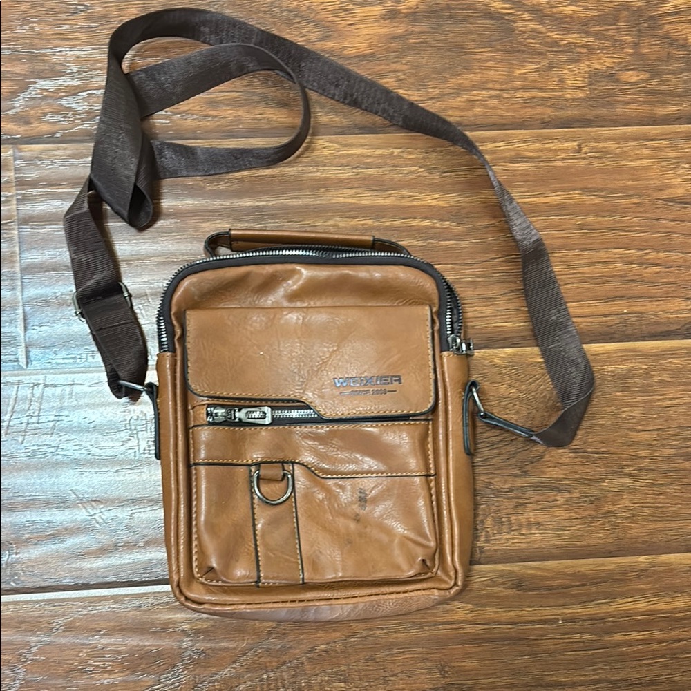 Weixier Tan Leather Messenger Bag for women